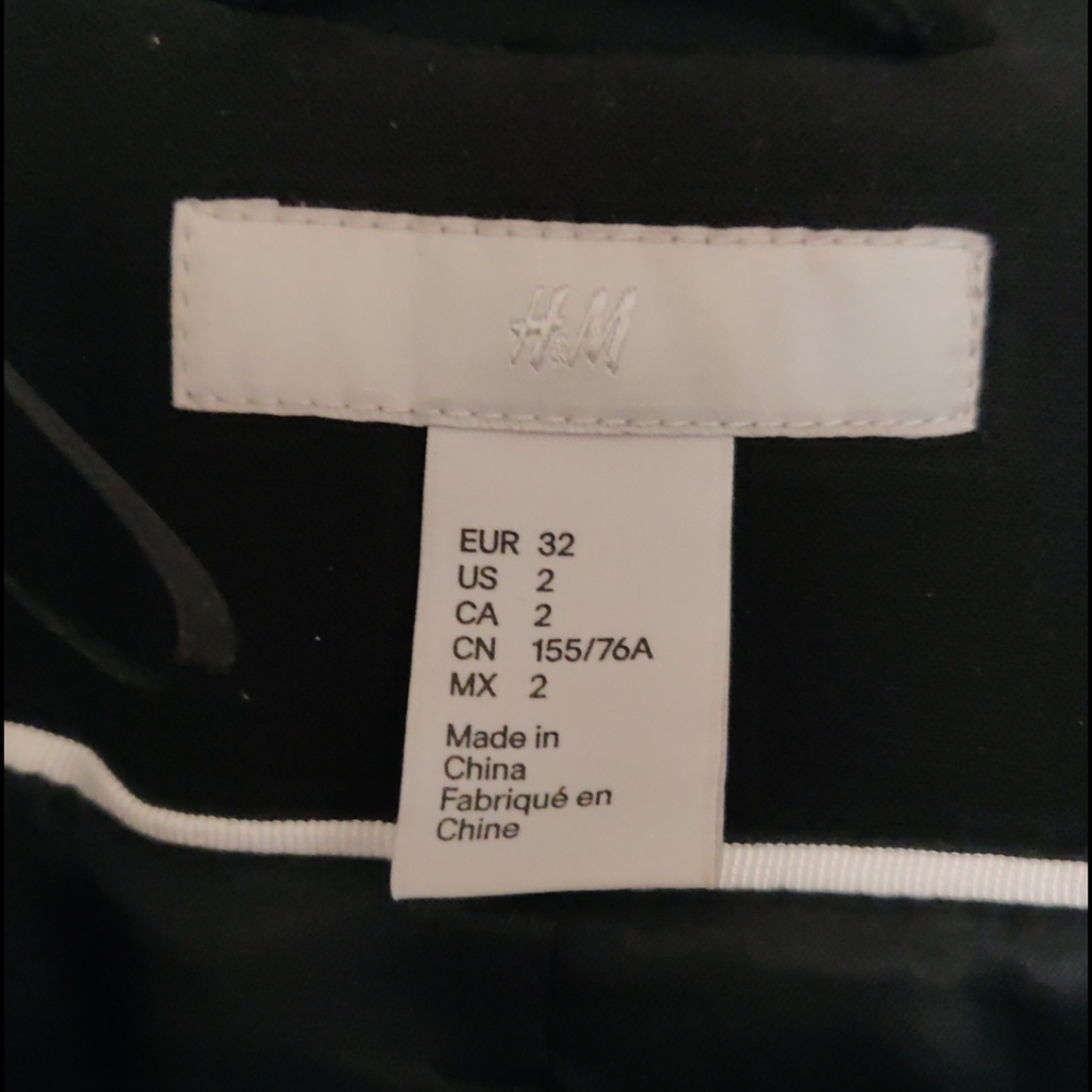 H&M Black and White Blazer - Picture 3 of 6